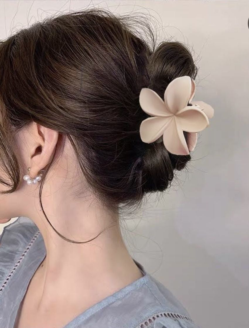 Pastel Flower Hair Claw Clips – Cute Floral Matte Hair Accessories for Women(Any 2 random color)